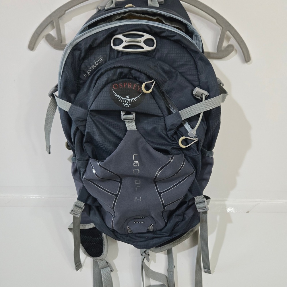 Osprey Raptor 14 Backpack Grey Gorpcore Hiking Trail Outdoors Camping Adventure